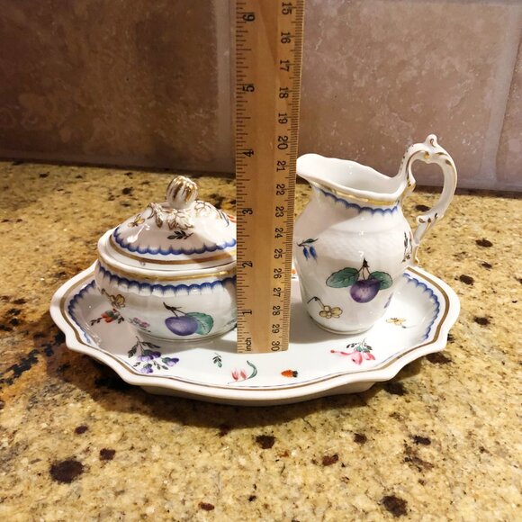 Richard Ginori Italian Sugar Bowl & Creamer & Underplate Set - Picture 11 of 12